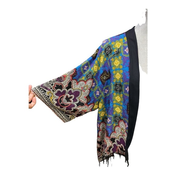 Flying Tomato Boho Fringe Kimono - Picture 5 of 12